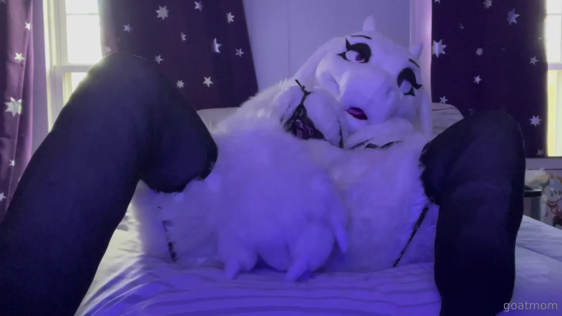 Got a new toy from a lovely subscriber it felt so amazing 