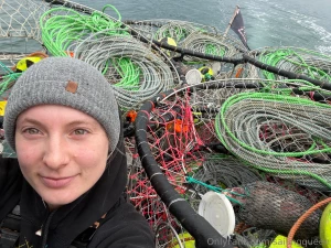 Back at it i ll be online soon gotta get some work done