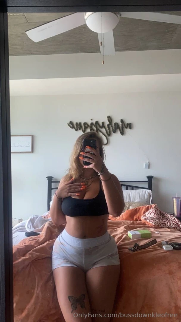 I want you to come and undress me 