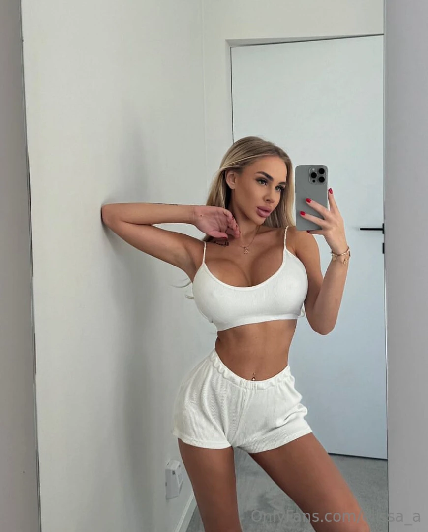 Such pretty shorts 