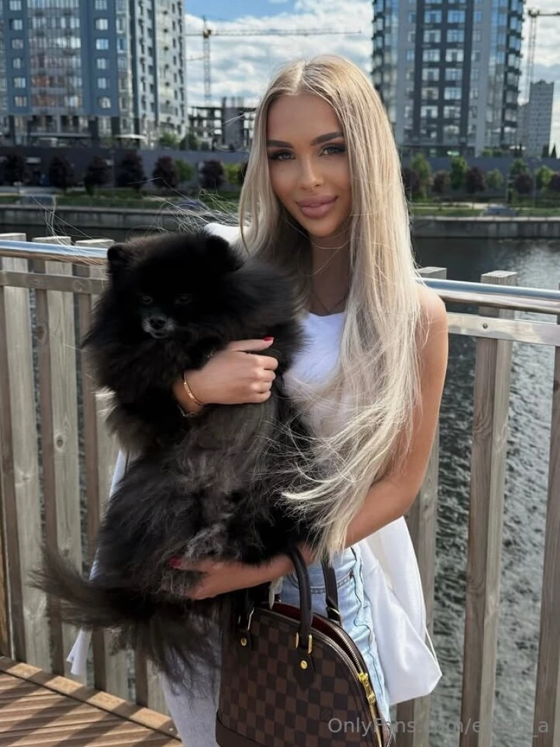 A beautiful and cozy day for a walk 