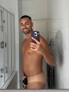 Hi london guess who s back for now