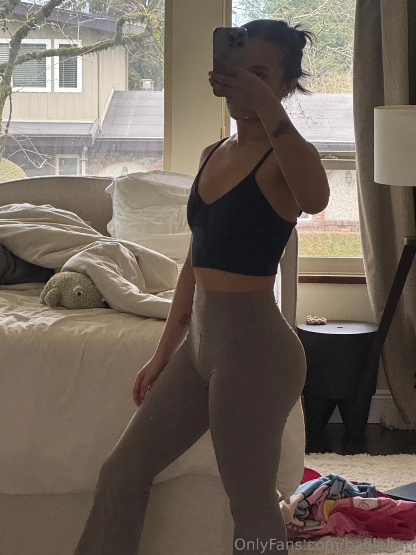 Taking customs in the dm tell me what u want and i ll think about it 