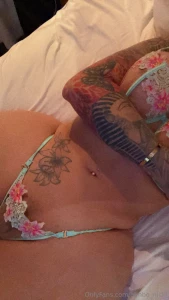 Im alone now in bed so fucking hot i need someone to touch me xx