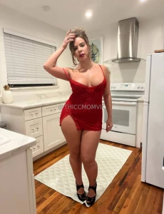 I hope you like your mommies thicc