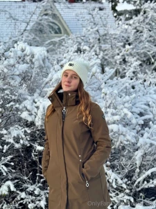 They say how you greet the new year is how you spend it and i dream of part 1