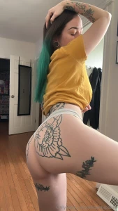 Tip anything on this post and i ll send you some titty pics part 1