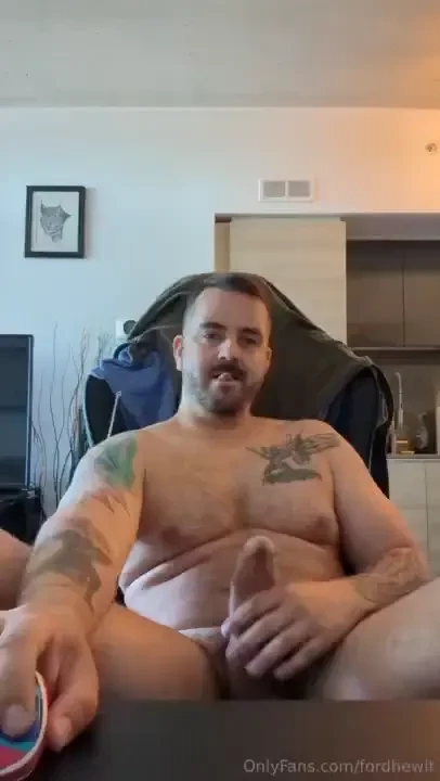 A new view of me jerking and cumming 