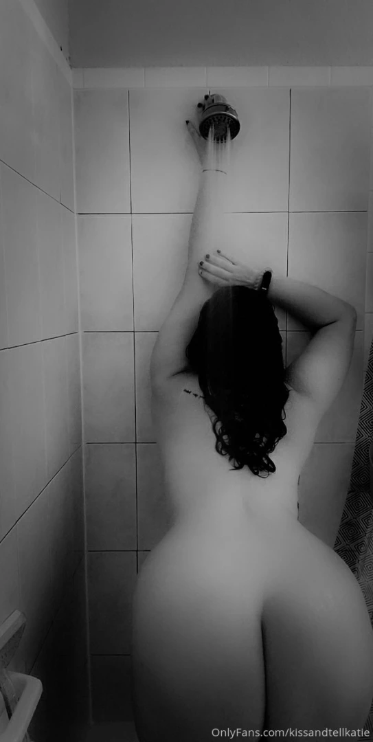 Kissandtellkatie1 part 2 