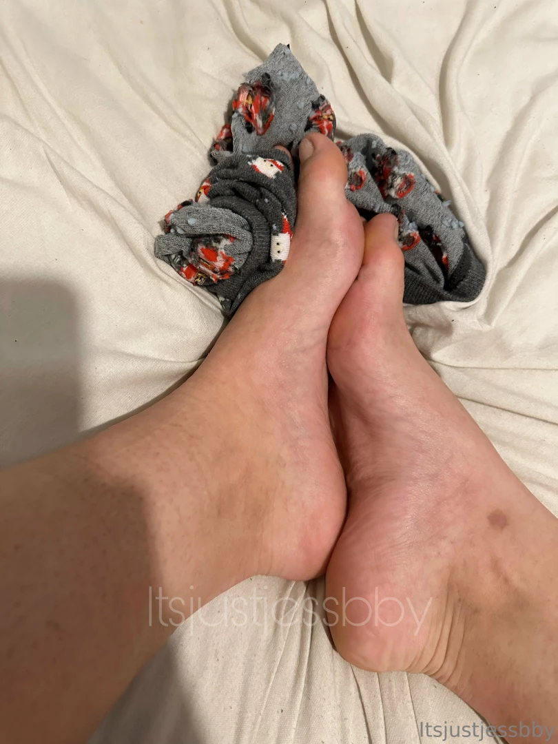 Do you like my santa socks my feet were so sweaty when i took these part 1 