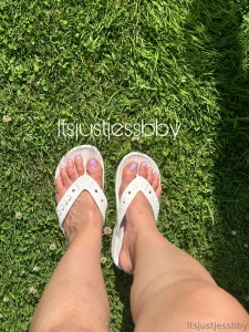 I adore this lilac polish painting my toes in the sunshine was so fun part 2