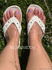 I adore this lilac polish painting my toes in the sunshine was so fun part 3