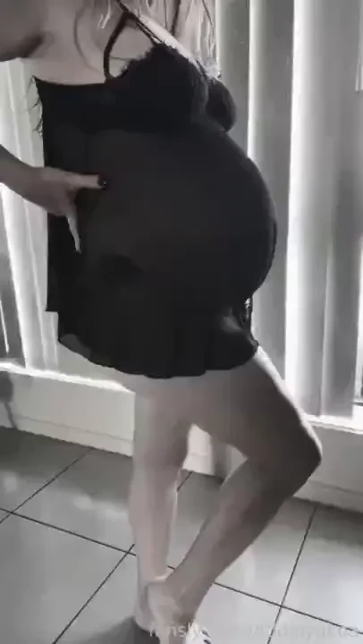 Morning babe fyp tits milk lactation preggo preggoporn pregnant 