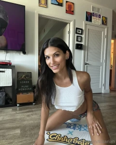 Let s see how far i can spread i mean stretch