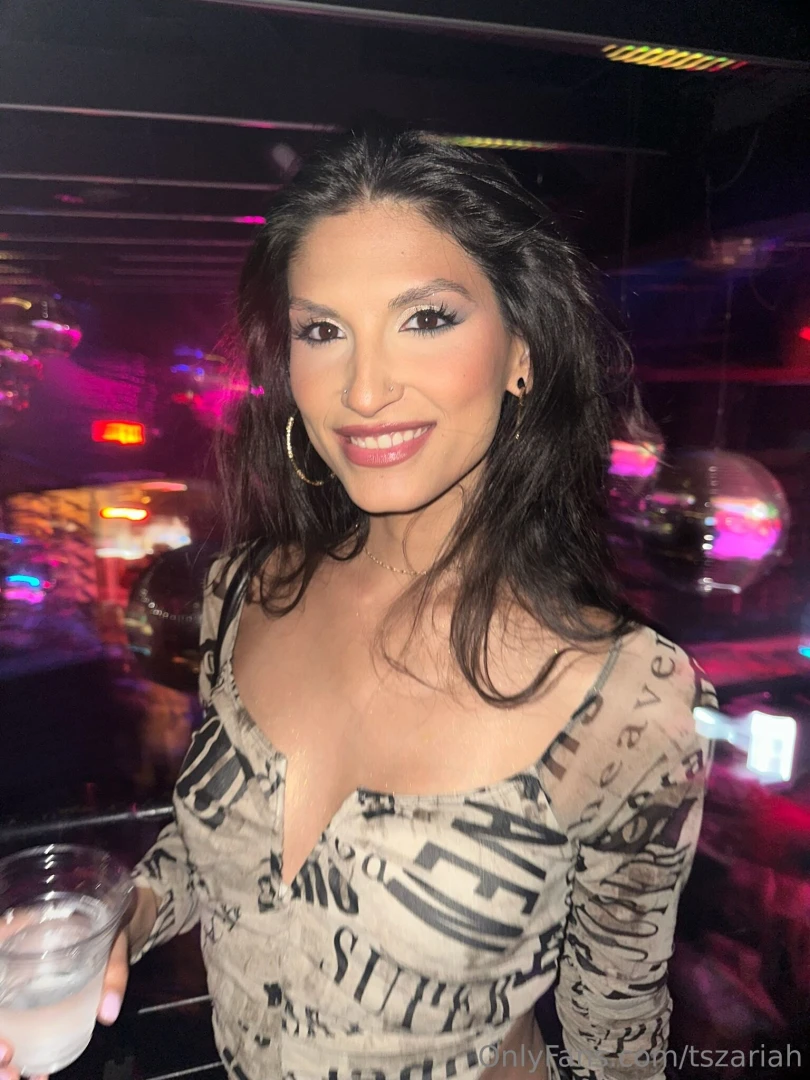 Tip me under this post if you would buy me a drink and ill spoil in 