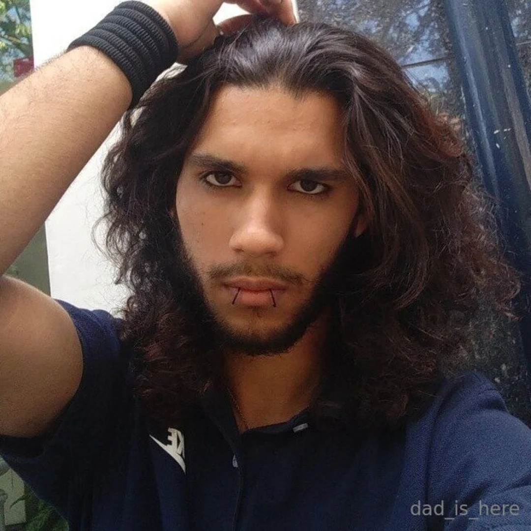 You should all meet oezack_1 i first saw him some time ago at another 