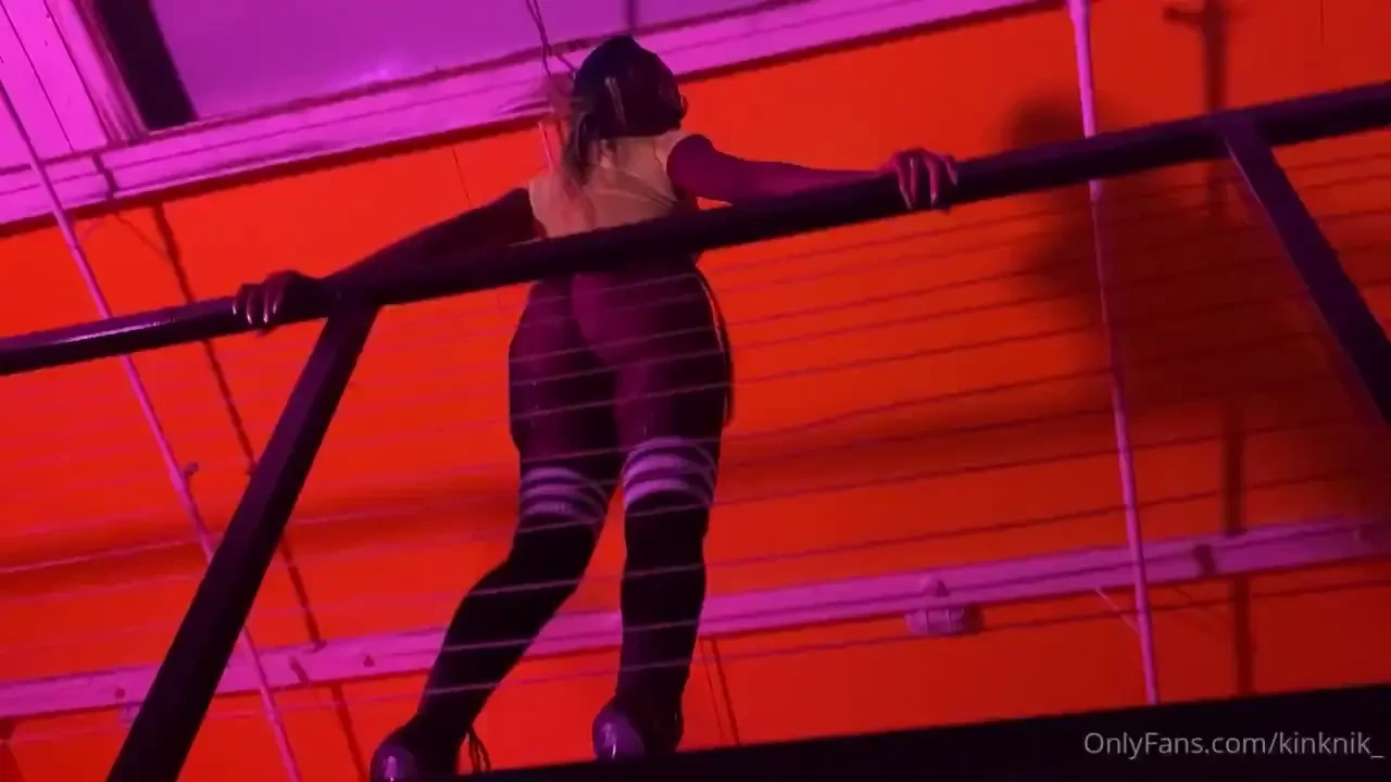 Itsmoeduh shaking the room 