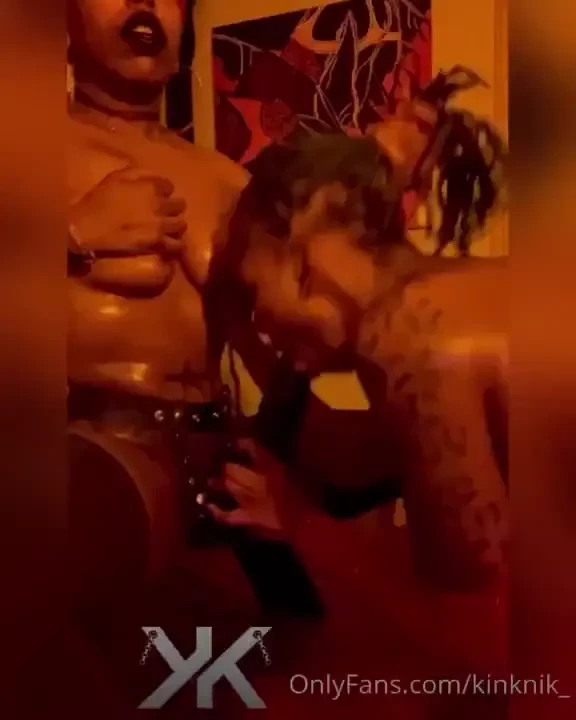 Naked_unicorn asked to suck madamcarmen2 demon dique but could barely 