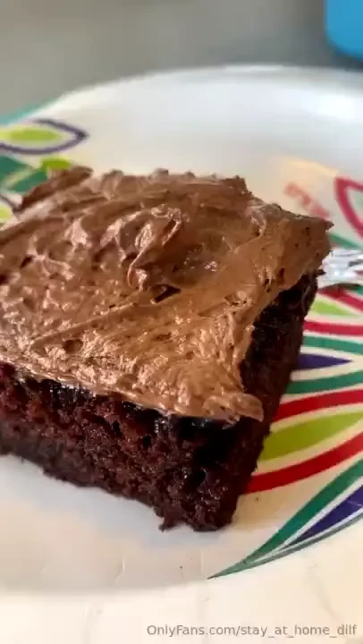 Dilf damn i love food just ate the best chocolate cake so good it made 