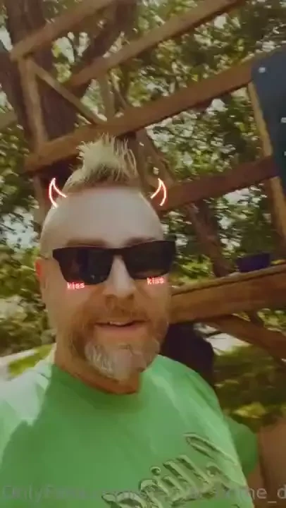 Just a hot dad doin things n stuff hope your sunday is ok mine has 