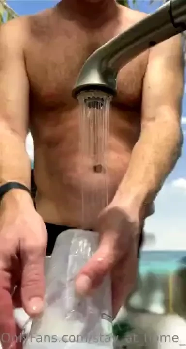 Doing the dishes really quick before anyone gets home i don t wanna part 4 