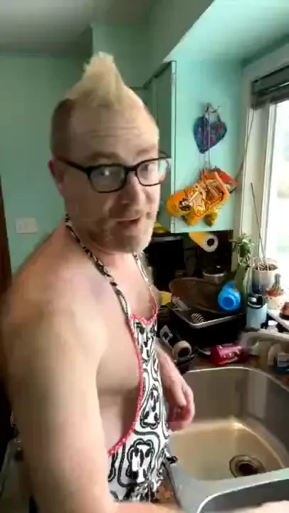 Stream started at 03 26 2024 04 19 pm wife porn live dilf does dishes 