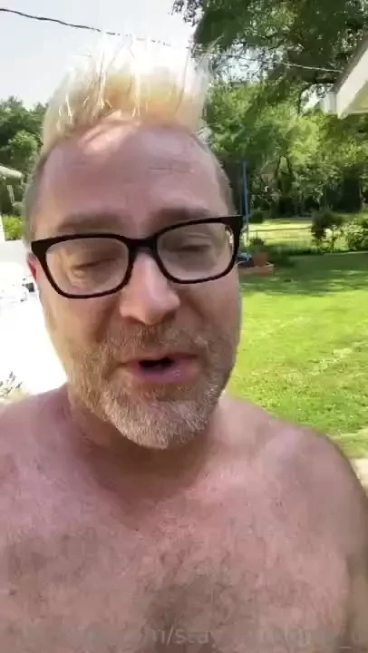 Last day of school is today this dad is getting diiiiirty but if you 