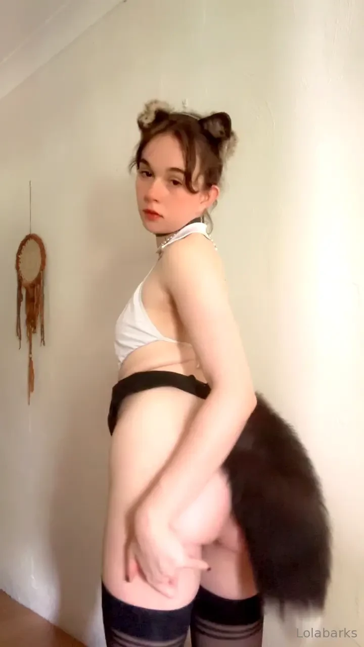 I love to tease the hornier i make you the more my tail wags lt 3 