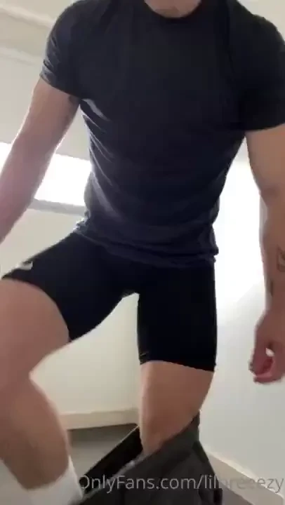 I love tights and lycra so much just trained legs and part 1 