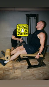 Big gym session went down earlier today don t say i never treat you