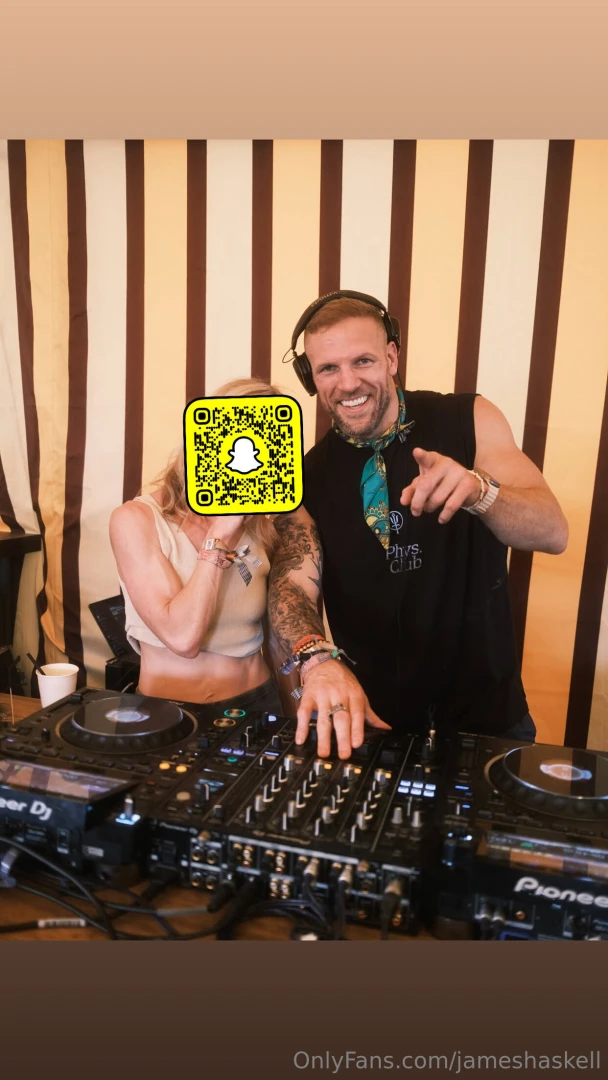 Back to it after a good few days in the fields of worthy farm i wonder 