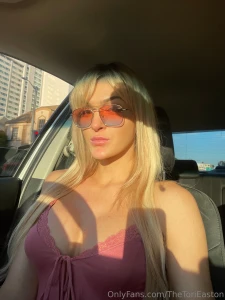 Let s watch the sunset while i give you head