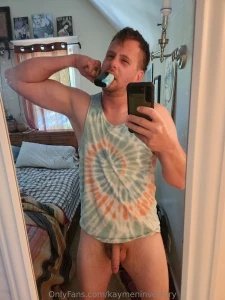 Its friday suns out guns out