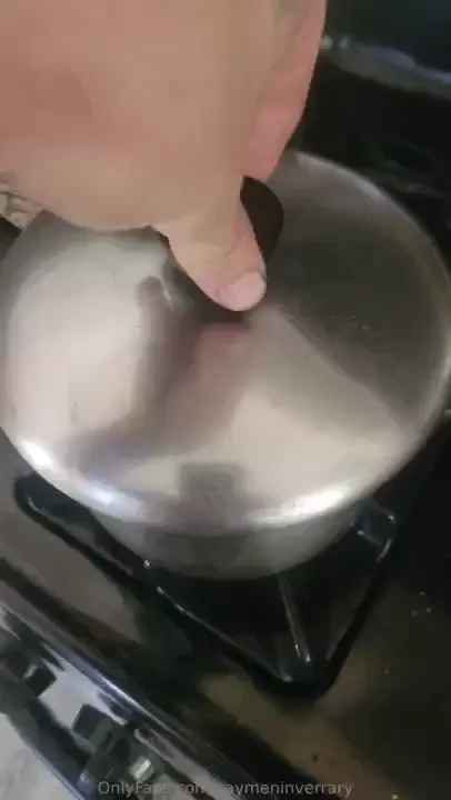 I m making soup who s having some food porn is still porn 