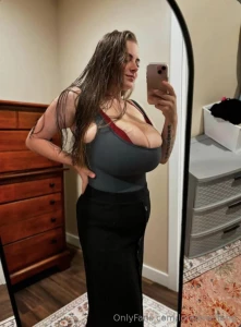 Heading out for some errands today so i might be a little quiet omg i