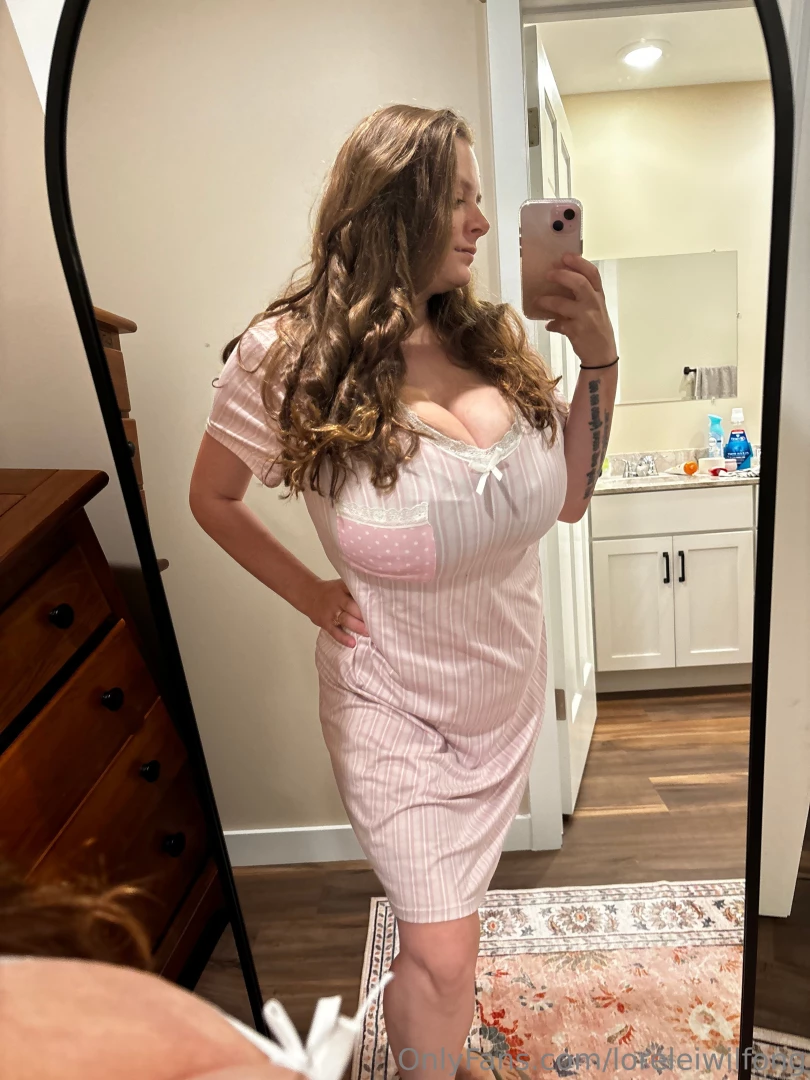 A longgg rest is leaving me rejuvenated this morning carrying around 