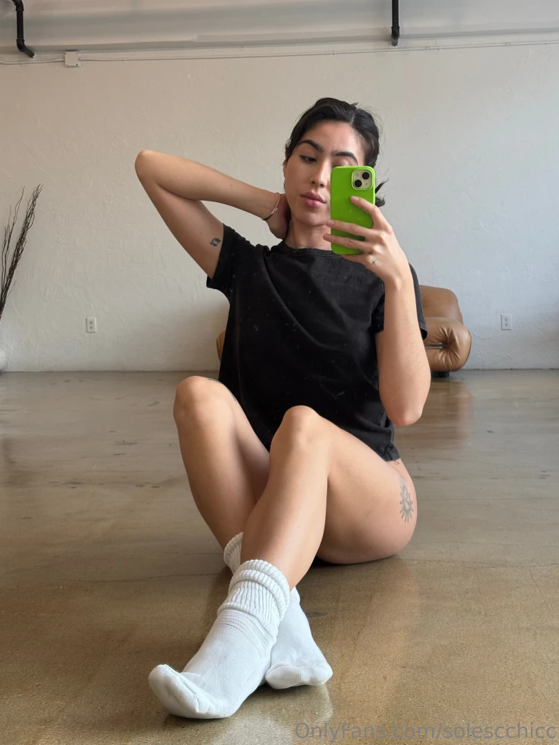 Stuff my socks in your mouth 