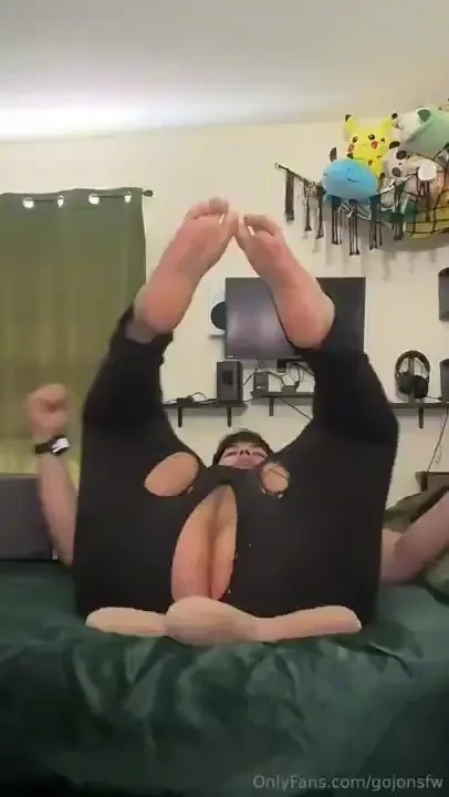 Why you just standing there help me rip it 