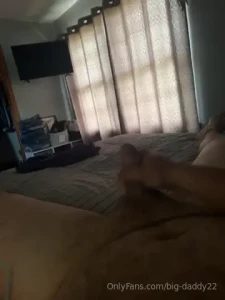 Daddy needs his cock sucked any volunteers part 2