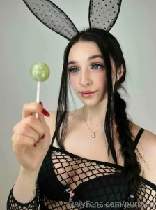 Mari_babe sweet delicate mari_babe loves to chat with fans about her part 6