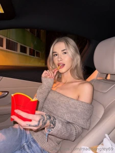 Look babe i know you love cooking for me but sometimes your girl needs