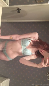 I have some pictures of me when i was 18-19 years old tip for the