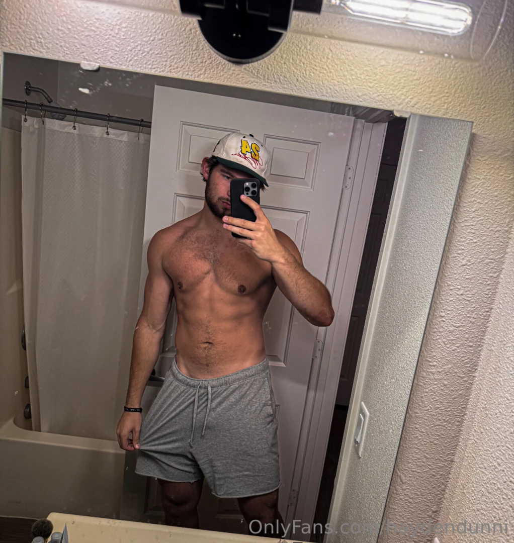 Just got home babes who s bored 