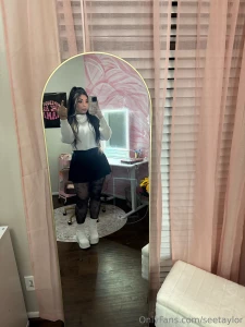 In my room there s enough space for both of us