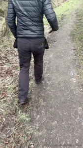 Who want see my str8 mate getting his cock sucked mattmancs