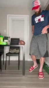 Cuming on undies i been slacking so this video is for free if yall