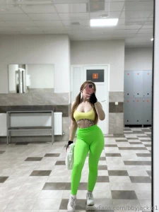 How do you like my new top i think it fits just fine and is great for