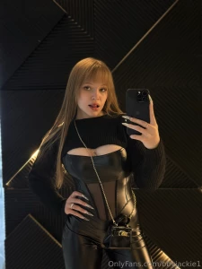 Those leather leggings are so tight on mods appetizing ass wanna bite