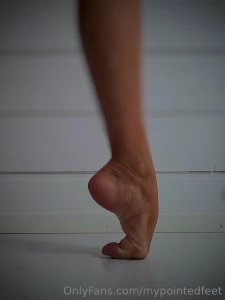 Even though i only posted aesthetic pics of my feet to my ig and part 4