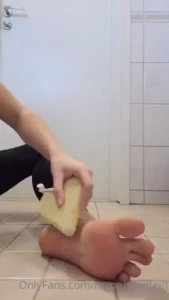 Making my soles softer with a pumice stone - part 1 left foot special